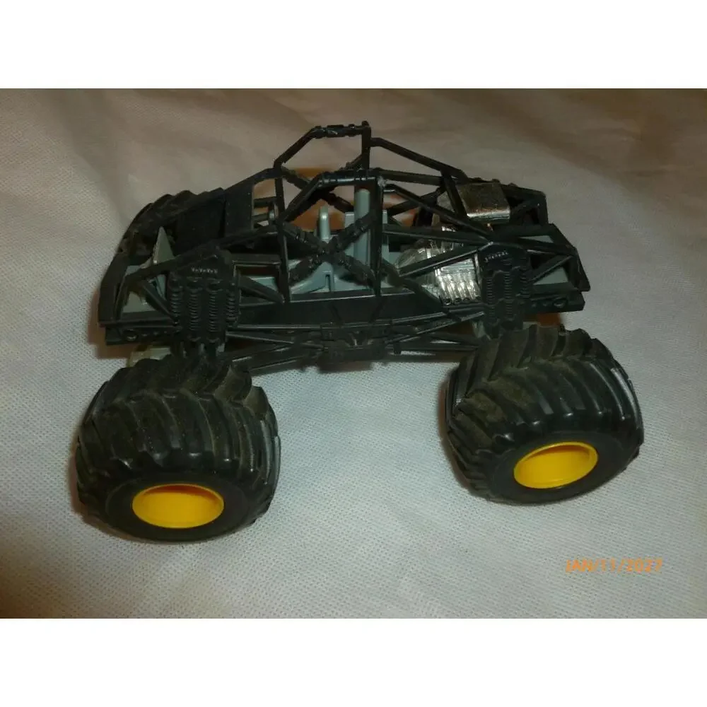 HOT WHEELS MONSTER JAM 7 Inch‎ MONSTER TRUCK MATTEL